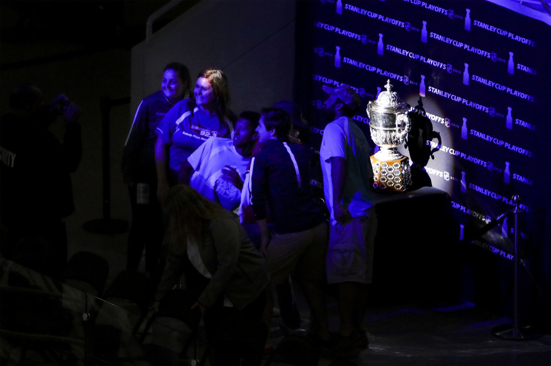 Stanley Cup: Fans watch Game 7 at Enterprise Center